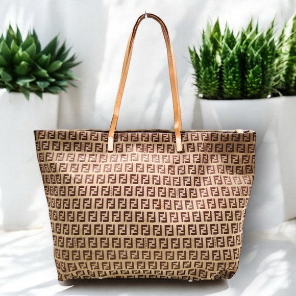 FENDI - Zuccini Tote Bag - Picture 1 of 6